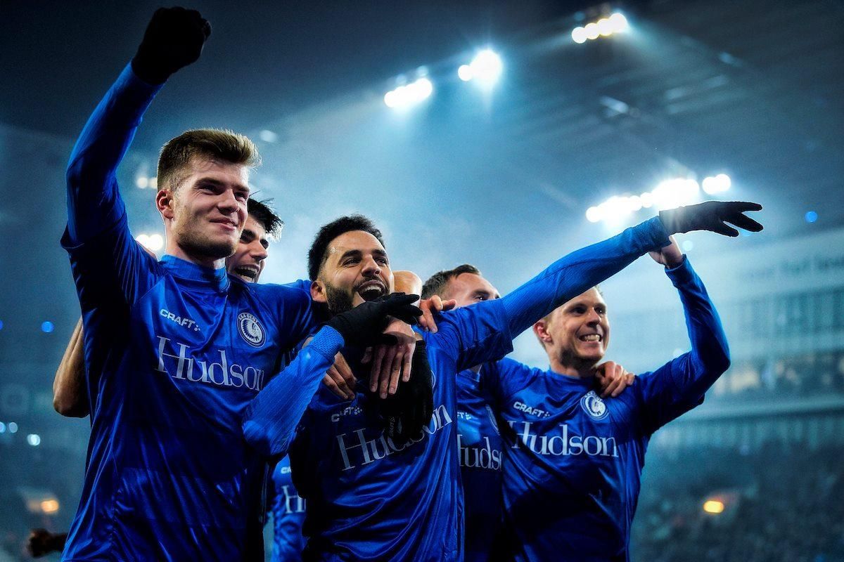 Клуб з трьома гравцями збірної України несподівано отримав путівку в Лігу Європи Клуб з трьома гравцями збірної України несподівано отримав путівку в Лігу Європи