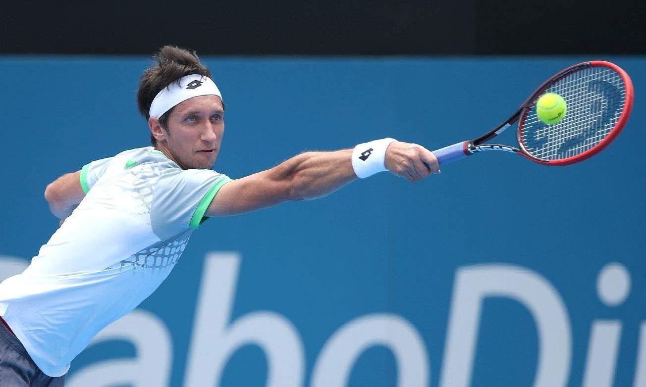 Стаховский в напряженном матче вышел в финал турнира серии ATP в США