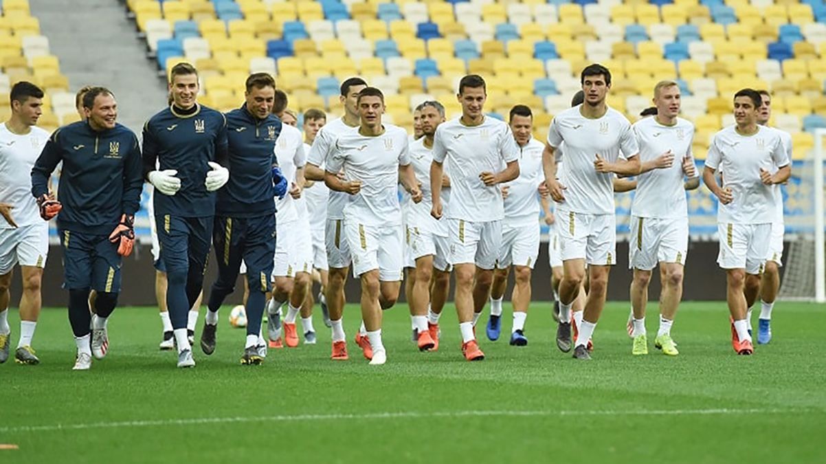 Збірна України опустилася у рейтингу ФІФА