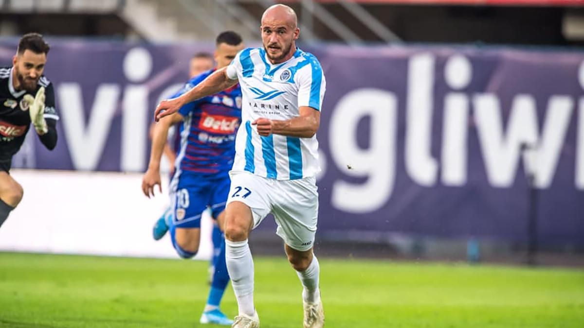 Українець забив неймовірний гол у Лізі Європи, обігравши голкіпера у центрі поля: відео Українець забив неймовірний гол у Лізі Європи, обігравши голкіпера у центрі поля: відео