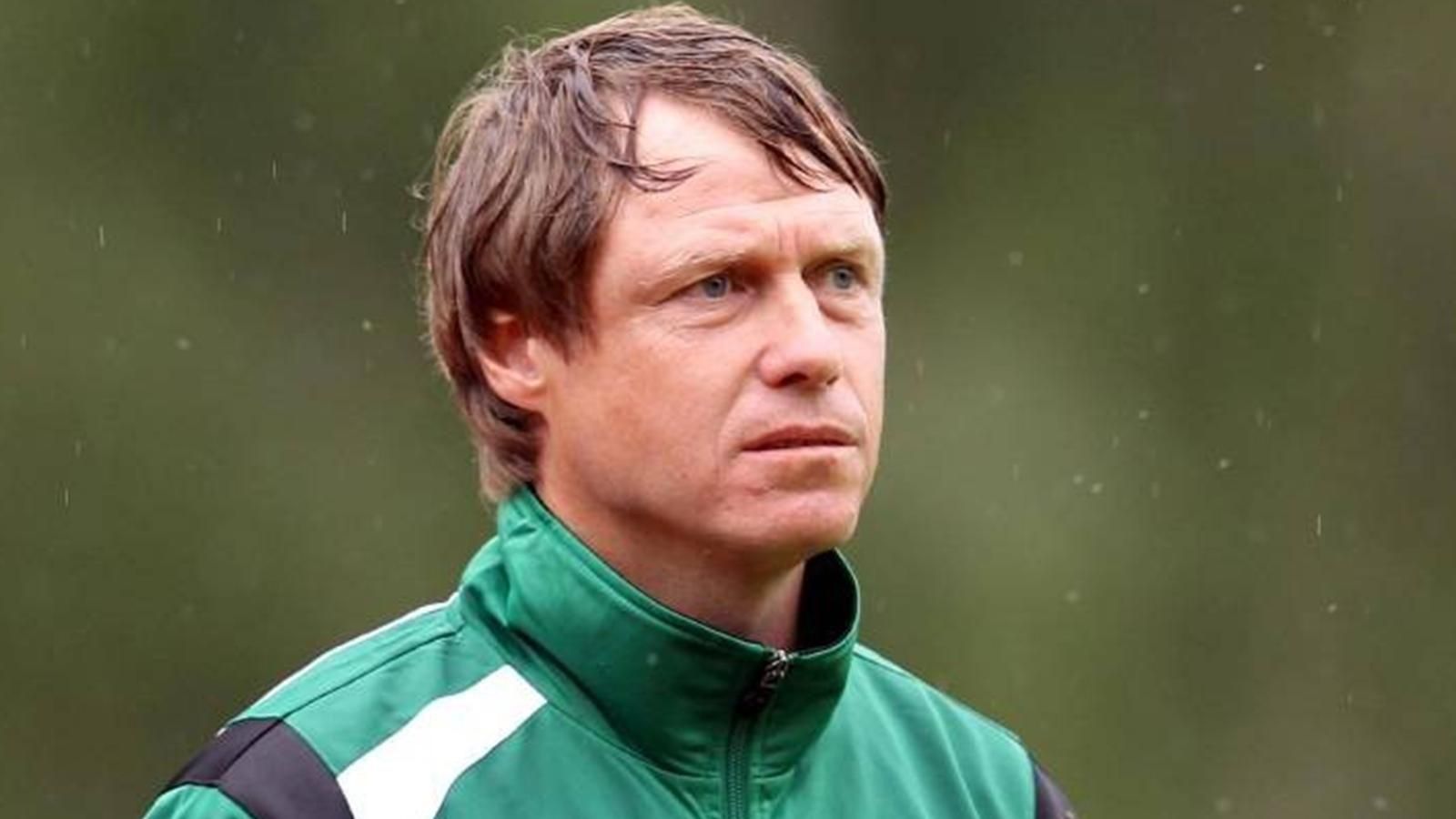 Легендарний російський футболіст публічно образив екс-тренера "Карпат" Легендарний російський футболіст публічно образив екс-тренера "Карпат"