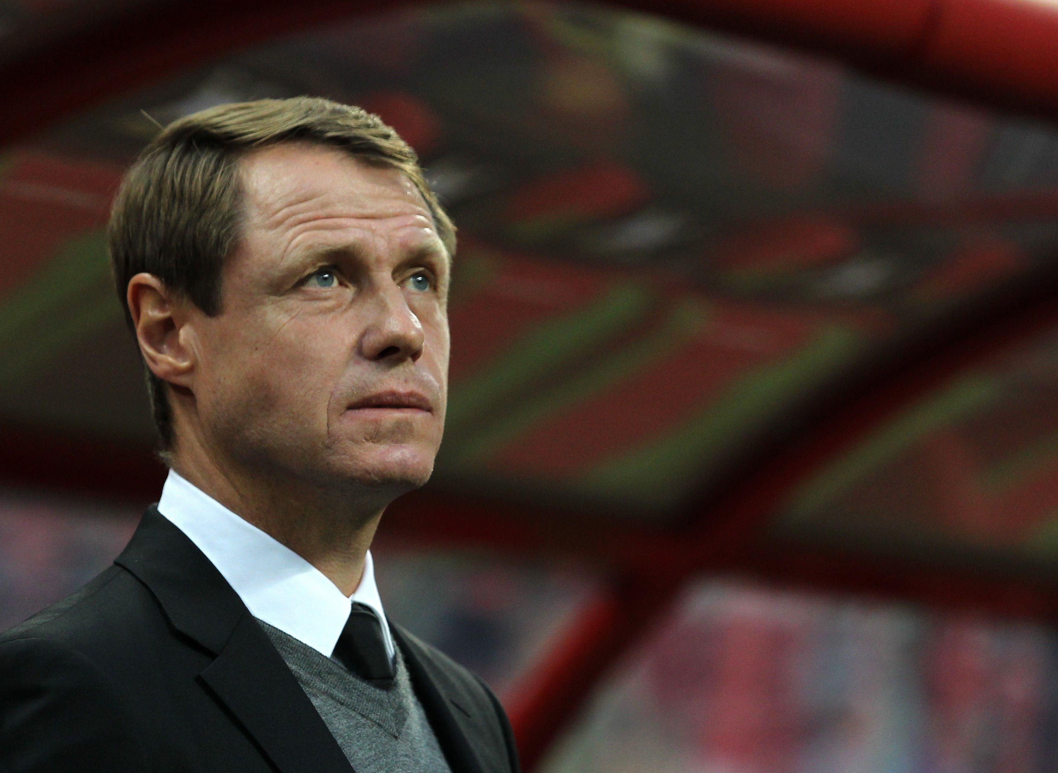 Легендарный российский футболист публично оскорбил экс-тренера "Карпат" Легендарный российский футболист публично оскорбил экс-тренера "Карпат"