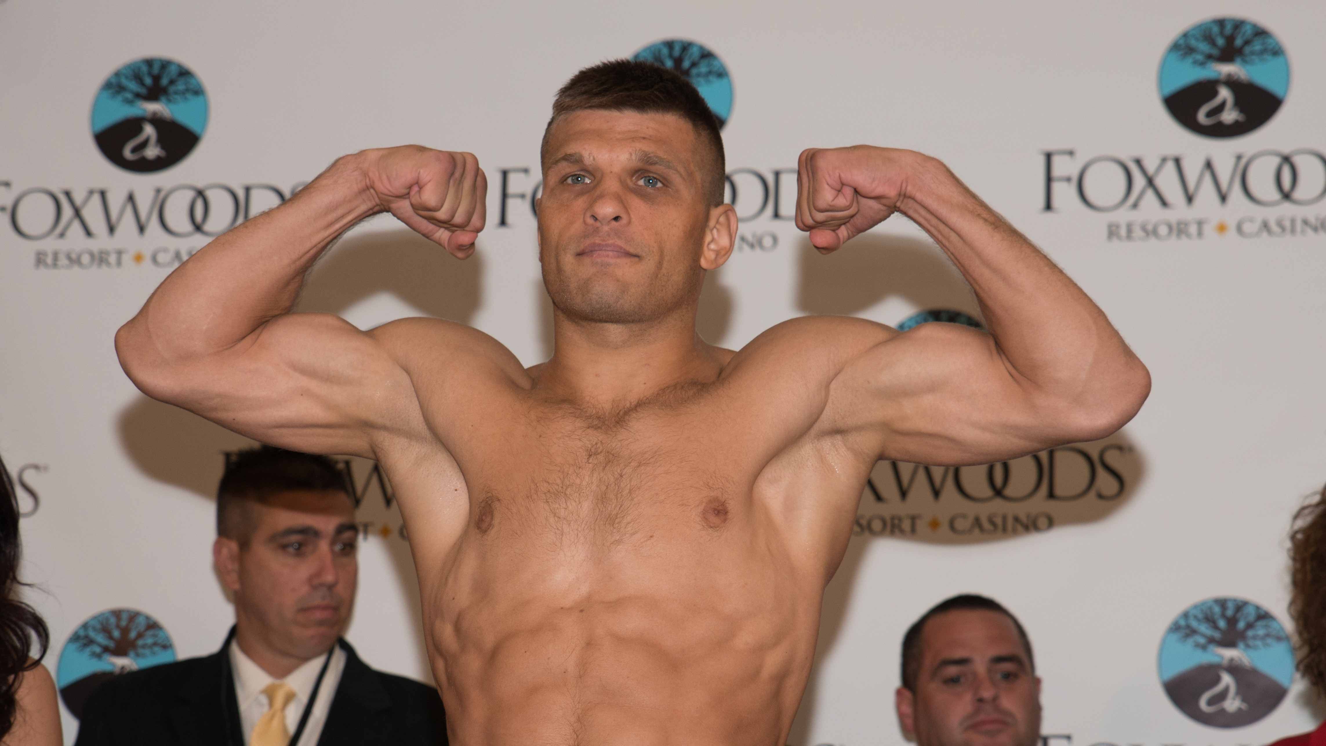 У Альвареса заберуть пояс IBF, якщо він не погодиться на бій з українцем Дерев'янченком У Альвареса заберуть пояс IBF, якщо він не погодиться на бій з українцем Дерев'янченком