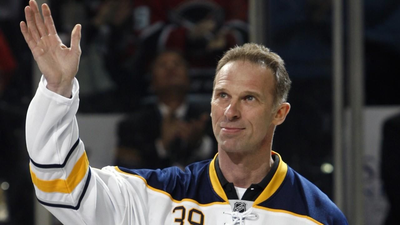 Олімпійський чемпіон та переможець НХЛ Домінік Гашек може балотуватися в президенти Чехії Олімпійський чемпіон та переможець НХЛ Домінік Гашек може балотуватися в президенти Чехії