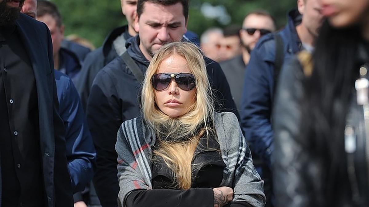 Вдова Дадашева о смерти мужа: Помогают только антидепрессанты Вдова Дадашева о смерти мужа: Помогают только антидепрессанты