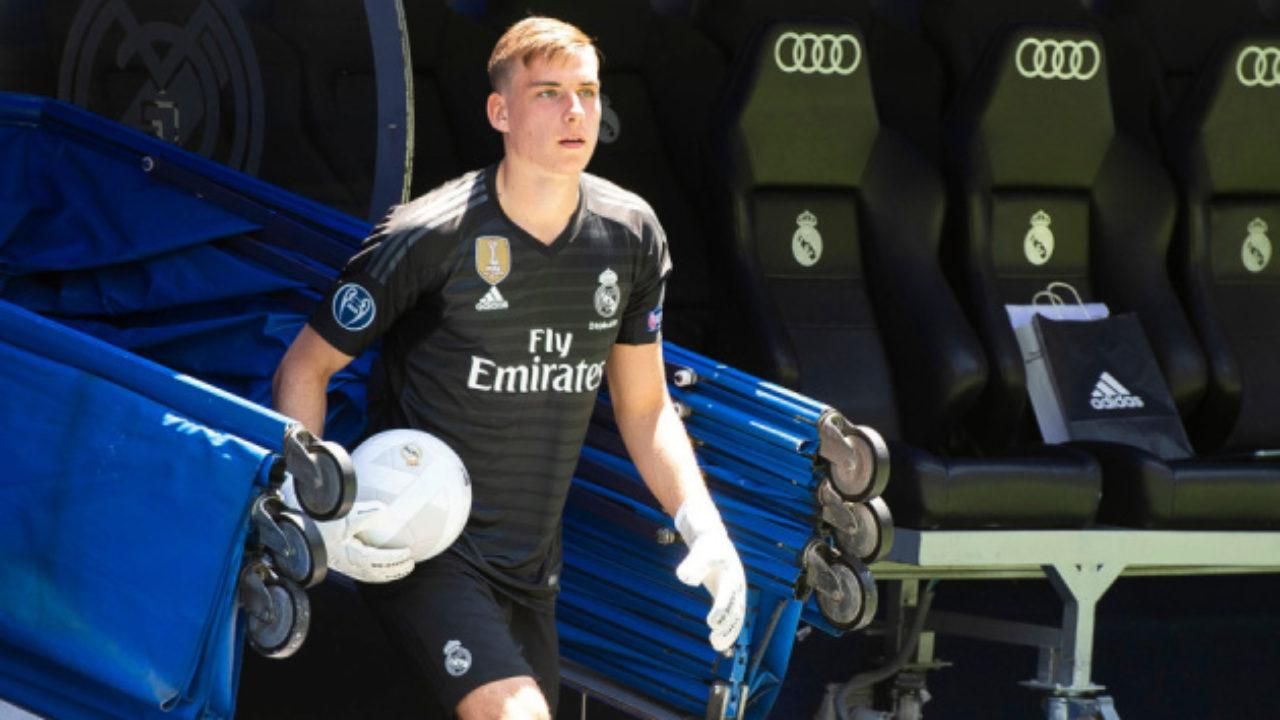 Зидан рассчитывает на Лунина в товарищеском матче с "Зальцбургом" Зидан рассчитывает на Лунина в товарищеском матче с "Зальцбургом"