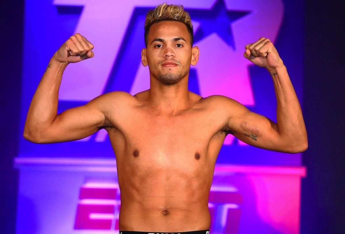 Двукратный олимпийский чемпион по боксу дебютировал в профи с неожиданного поражения Двукратный олимпийский чемпион по боксу дебютировал в профи с неожиданного поражения