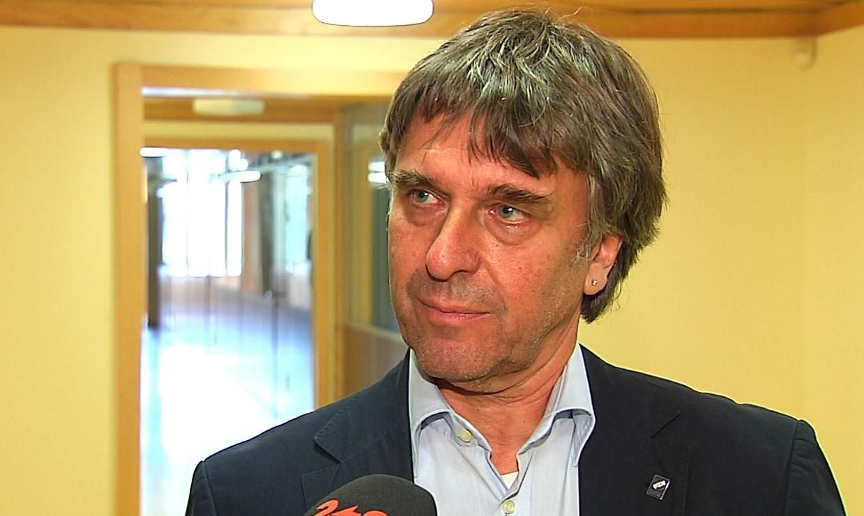 Я із задоволенням звернуся в CAS в Лозанну, – президент УПЛ пригрозив "Динамо" та ще 4 клубам Я із задоволенням звернуся в CAS в Лозанну, – президент УПЛ пригрозив "Динамо" та ще 4 клубам