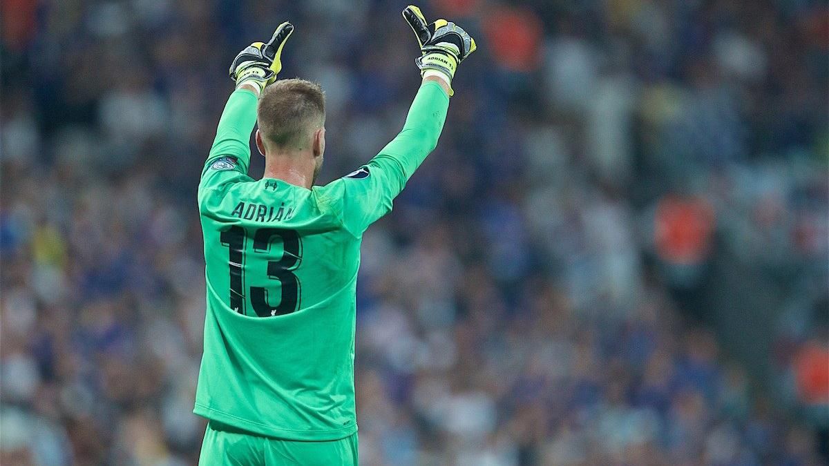 Воротар "Ліверпуля" пропустив курйозний гол, віддавши пас на суперника: відео Воротар "Ліверпуля" пропустив курйозний гол, віддавши пас на суперника: відео