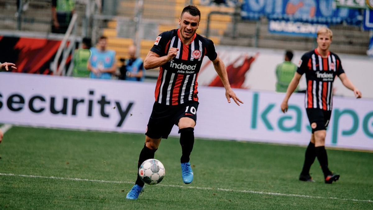 "Айнтрахт" забил гол на 35-й секунде и победил "Хоффенхайм": видео "Айнтрахт" забил гол на 35-й секунде и победил "Хоффенхайм": видео