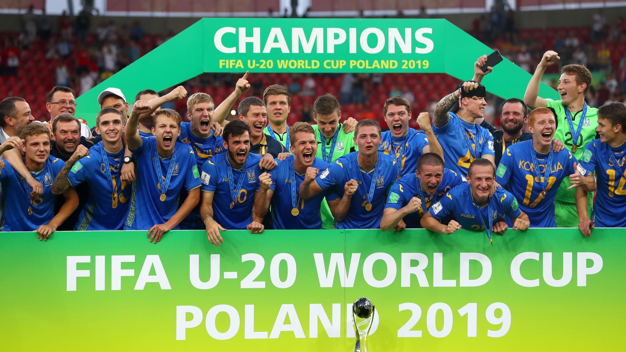 Чемпионы мира 2019: в каких клубах украинские футболисты начали новый сезон