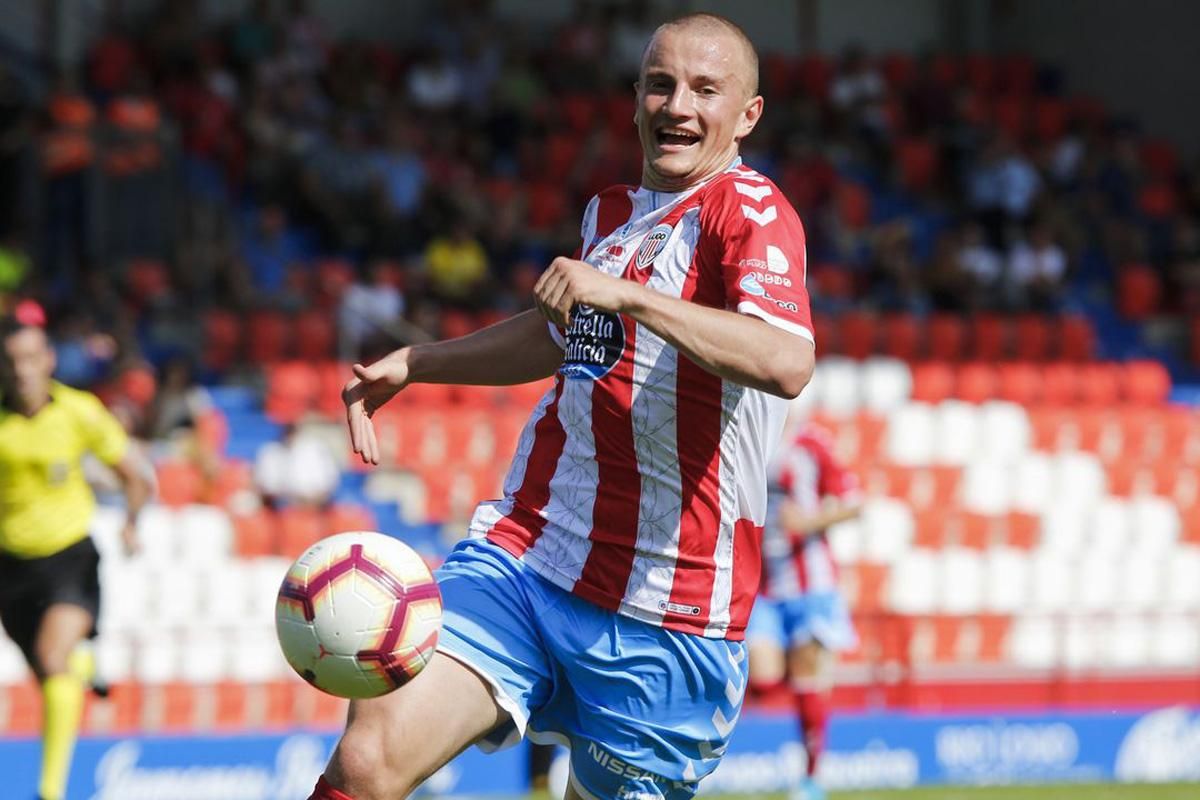 Одразу вісім клубів з Іспанії хочуть підписати гравця збірної України Одразу вісім клубів з Іспанії хочуть підписати гравця збірної України