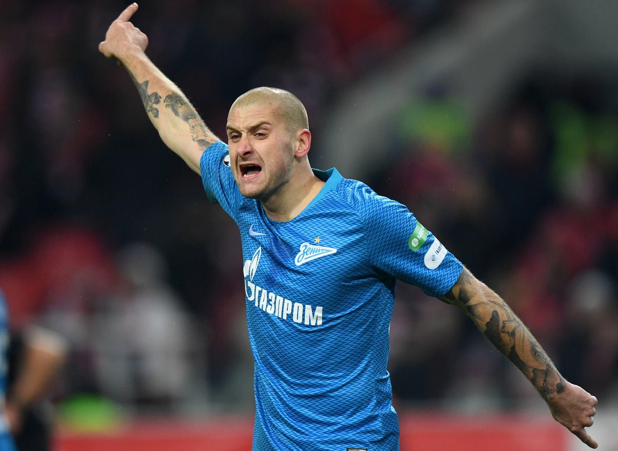 Скандальный экс-защитник "Шахтера" впервые посетил Украину после перехода в российский клуб Скандальный экс-защитник "Шахтера" впервые посетил Украину после перехода в российский клуб