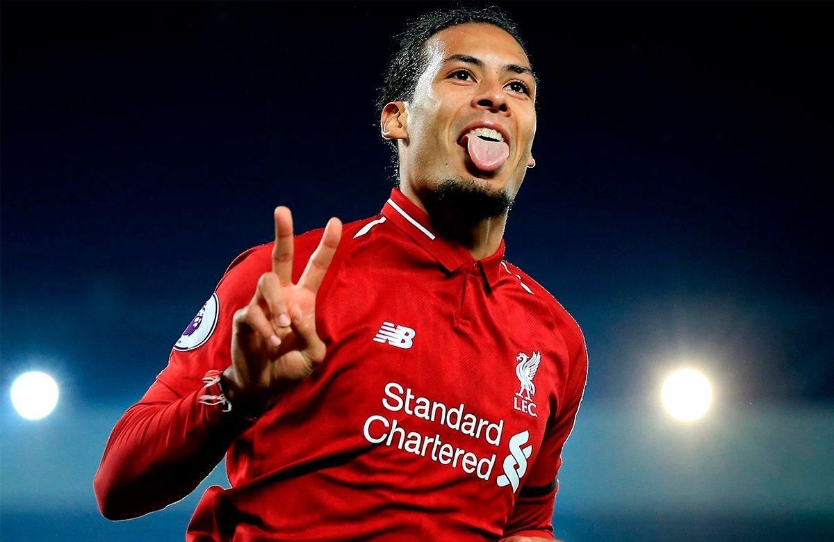 Кто лучший игрок сезона от УЕФА : Роналду, Месси, ван Дейк Кто лучший игрок сезона от УЕФА : Роналду, Месси, ван Дейк