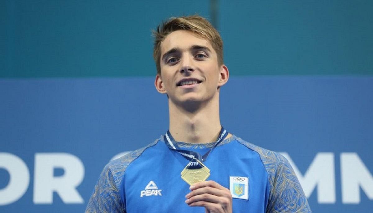 Украинец Бухов стал чемпионом мира по плаванию, опередив соперника на 0,01 секунды