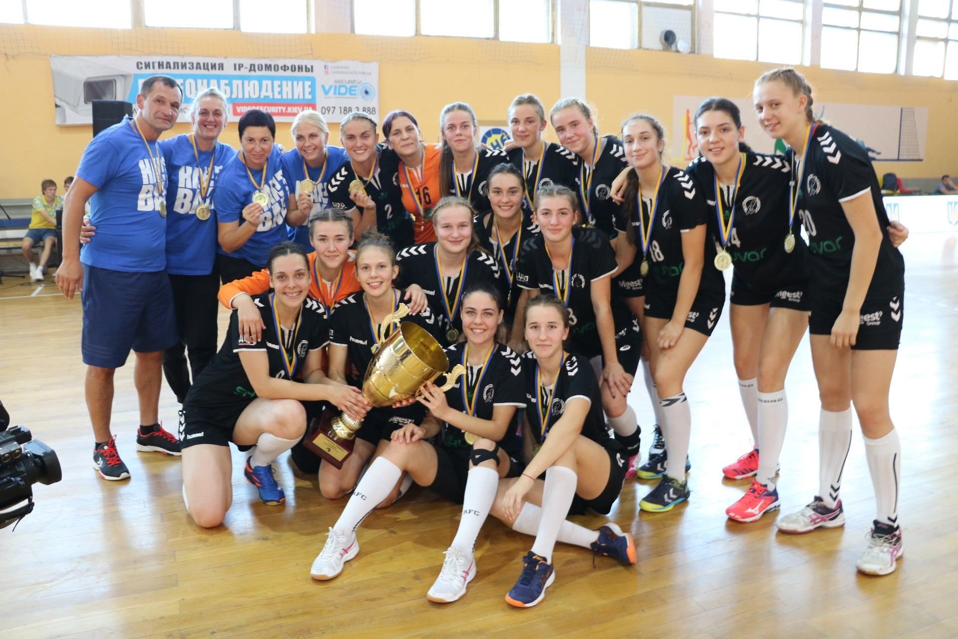 Львовская "Галичанка" выиграла Суперкубок Украины по гандболу
