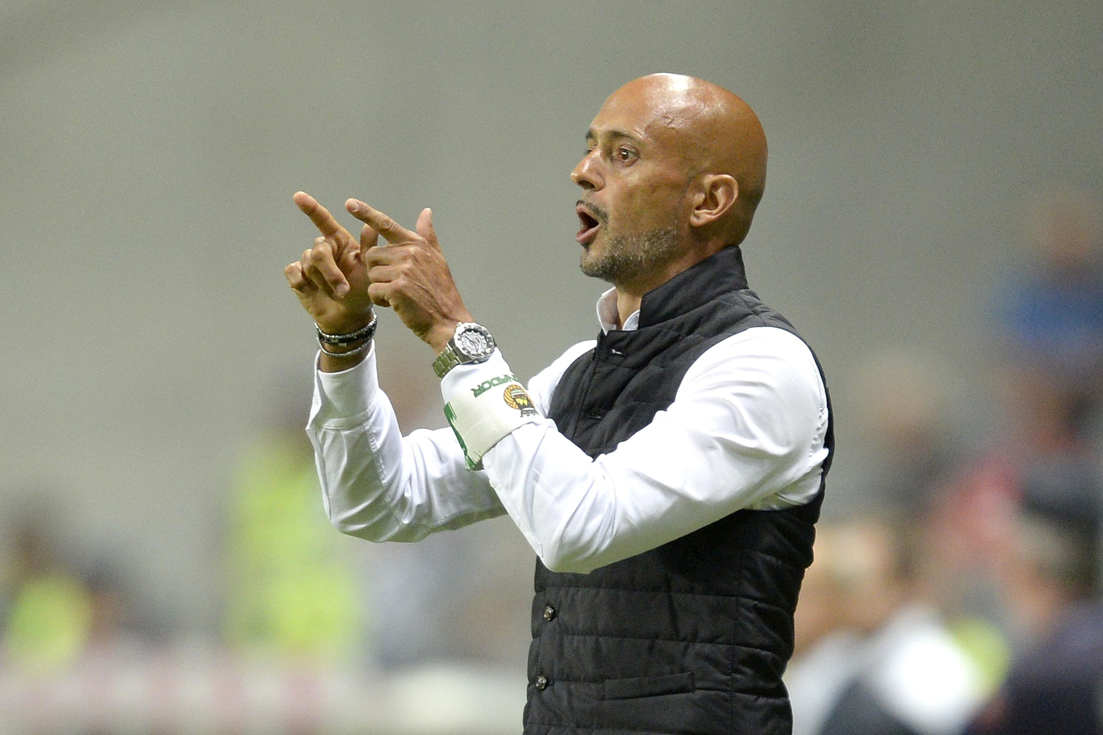 Экс-тренера "Шахтера" с позором выгнали из греческого клуба