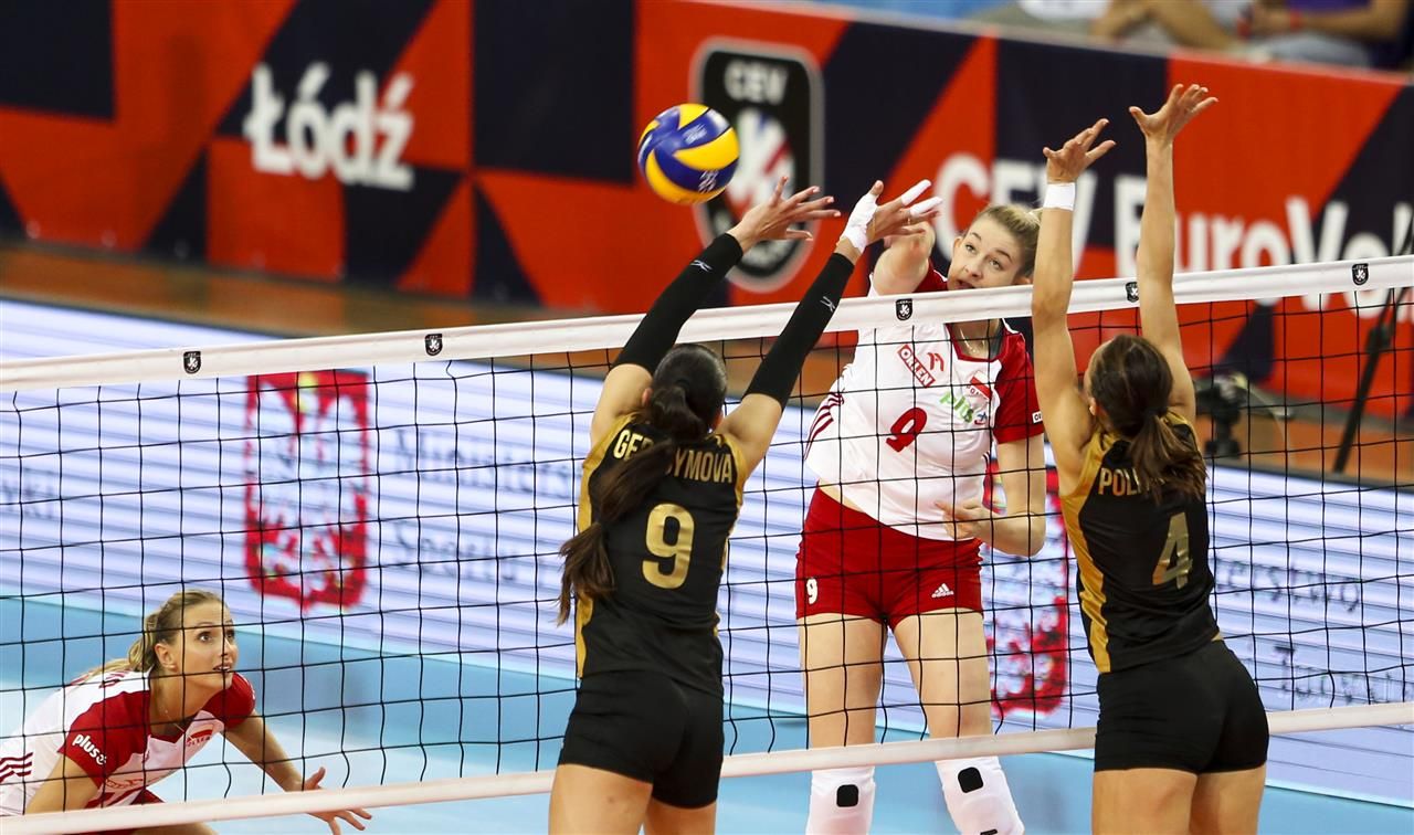 Украинские волейболистки уступили Польше в матче Чемпионата Европы