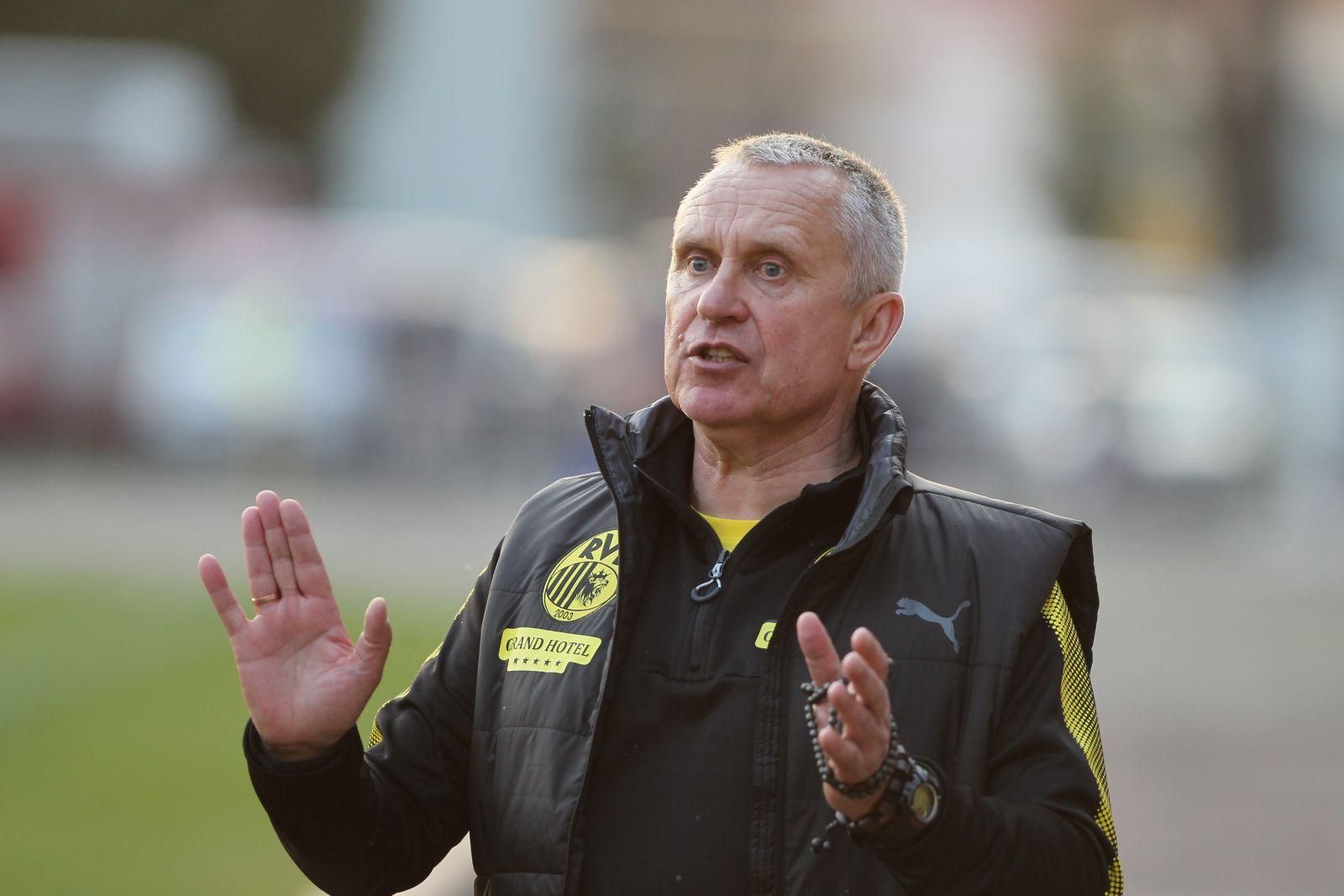 Російський клуб несподівано привітав тренера української команди з ювілеєм Російський клуб несподівано привітав тренера української команди з ювілеєм