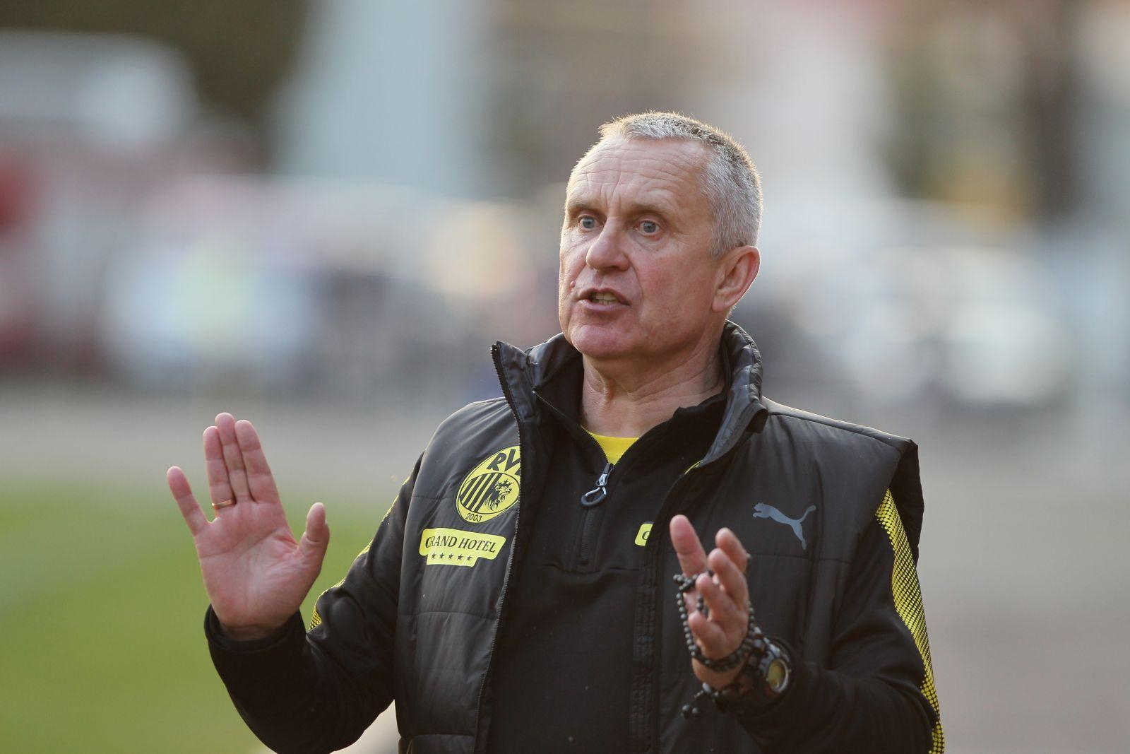 Российский клуб неожиданно поздравил тренера украинской команды с юбилеем