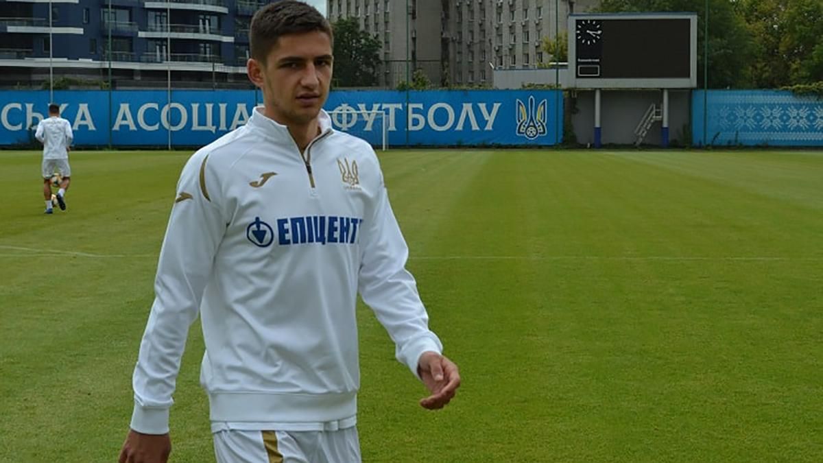 Збірна України зазнала кадрових втрат перед відповідальним матчем проти Литви Збірна України зазнала кадрових втрат перед відповідальним матчем проти Литви