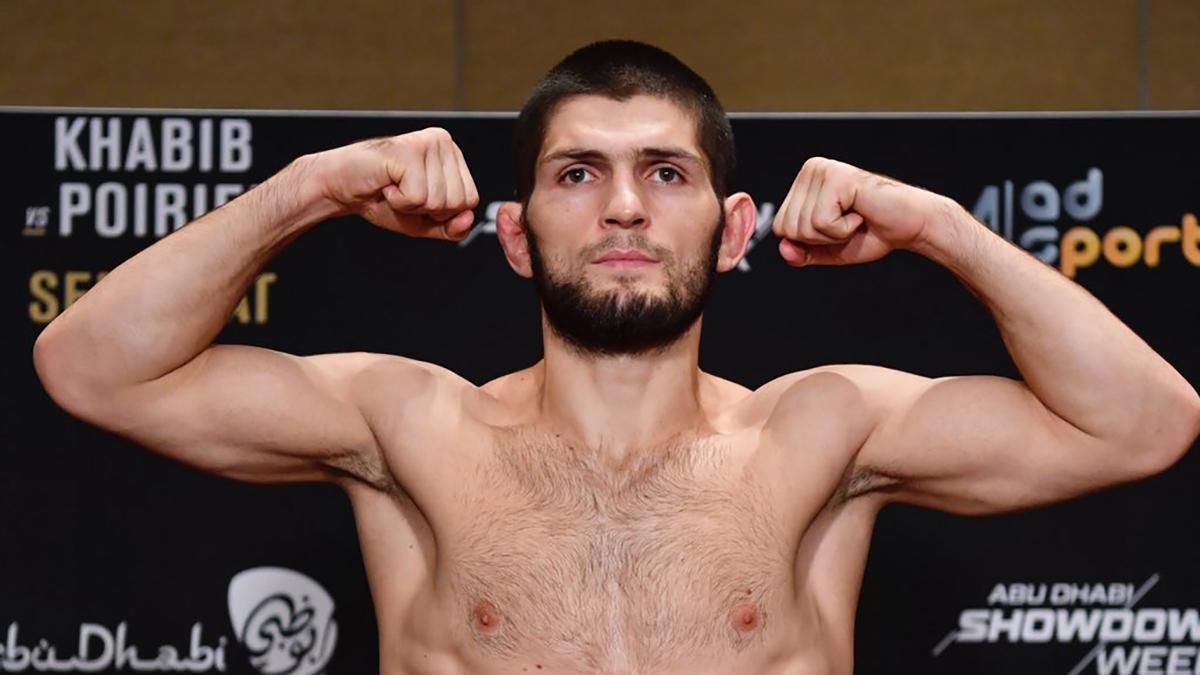 Хабиб Нурмагомедов полностью разделся, чтобы уложиться в вес перед боем UFC242: видео Хабиб Нурмагомедов полностью разделся, чтобы уложиться в вес перед боем UFC242: видео