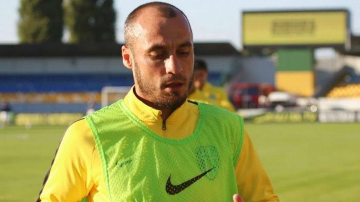 Футболіст "Олександрії" забив курйозний автогол у відборі Євро-2020: відео Футболіст "Олександрії" забив курйозний автогол у відборі Євро-2020: відео