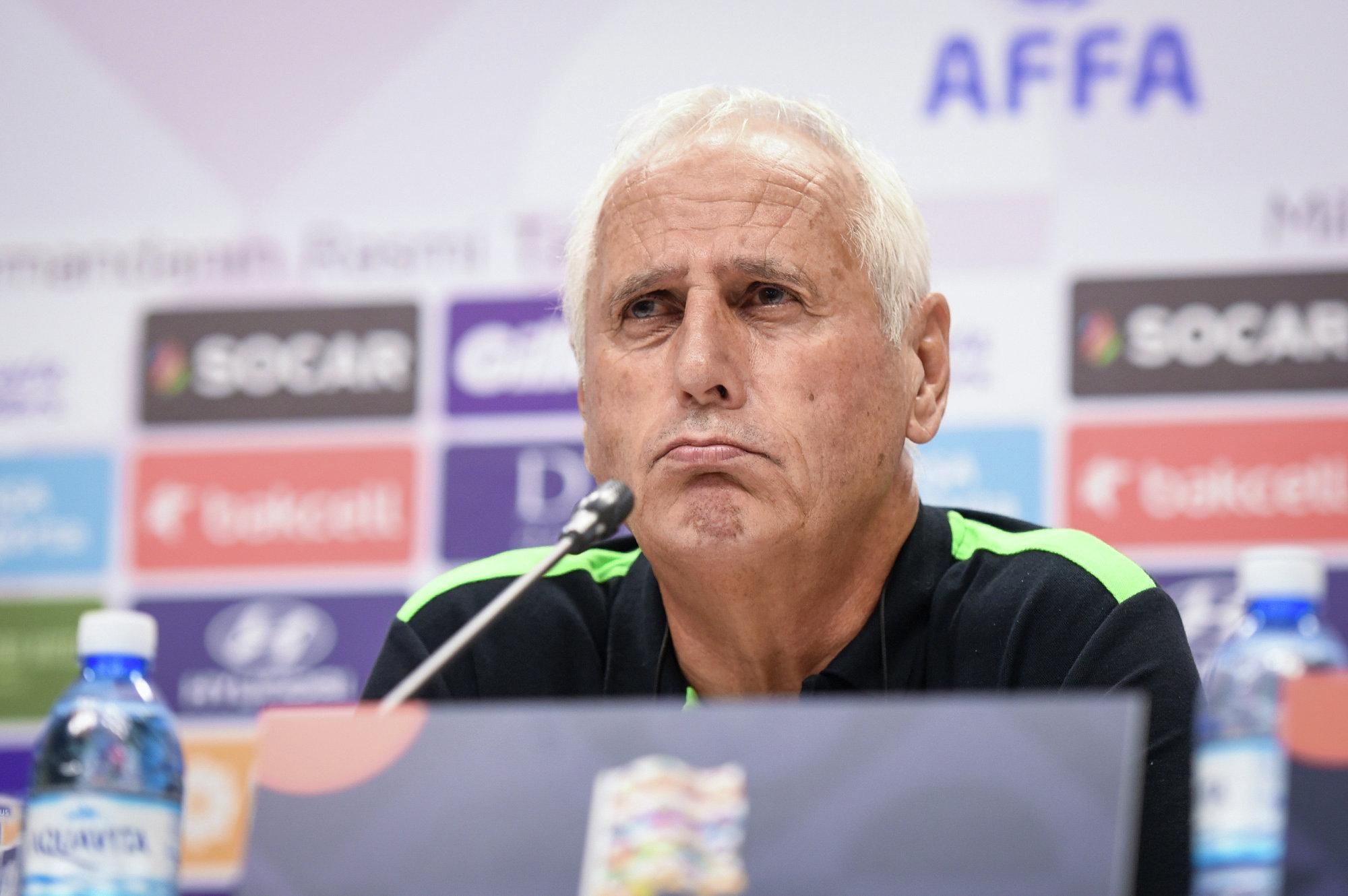 Эмоциональный тренер европейской сборной шокировал соцсети своей пресс-конференцией: видео