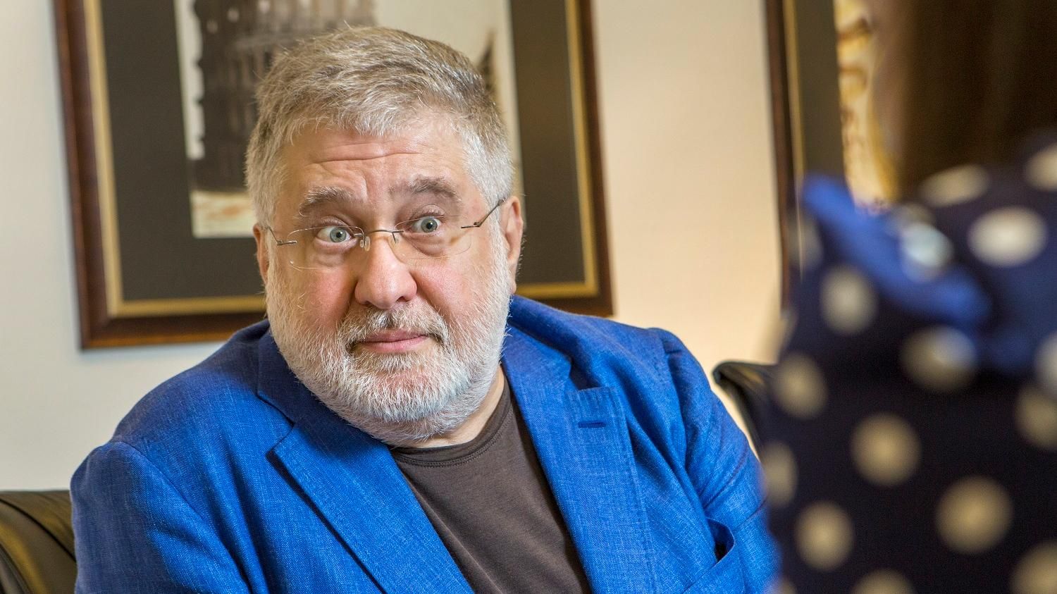 На матче Украина – Нигерия фаны вывесили баннер "УЕФА, "Днепр-1" – афера Коломойского" На матче Украина – Нигерия фаны вывесили баннер "УЕФА, "Днепр-1" – афера Коломойского"