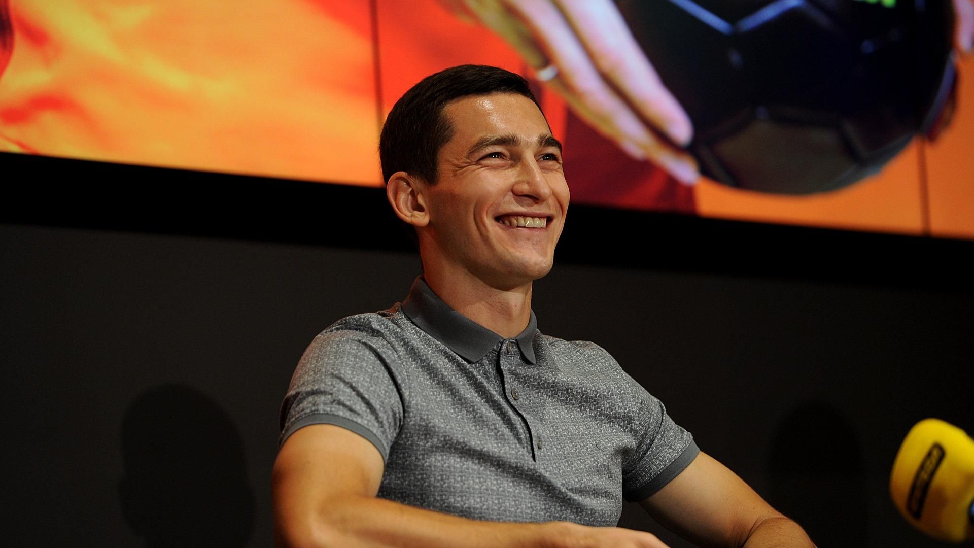 Щоб засяяла зірка, ззаду повинна бути людина, яка тримає чорне полотно, – Степаненко Щоб засяяла зірка, ззаду повинна бути людина, яка тримає чорне полотно, – Степаненко