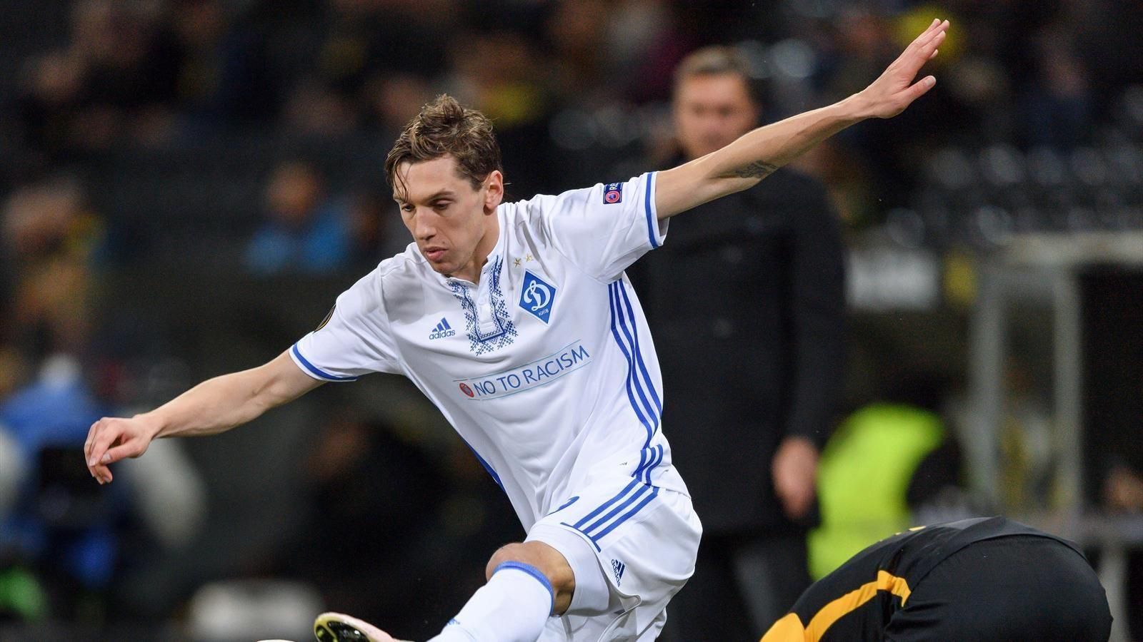 Скандальний футболіст "Динамо" розповів про атмосферу в команді після серії невдач Скандальний футболіст "Динамо" розповів про атмосферу в команді після серії невдач