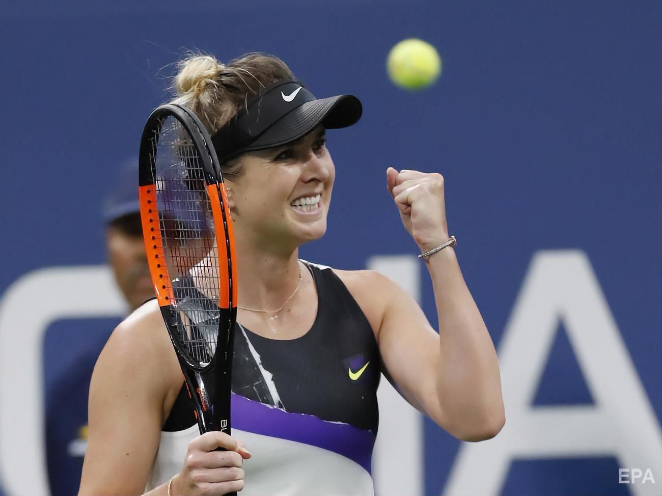 Світоліна впевнено вийшла в 1/8 фіналу на турнірі в Китаї Світоліна впевнено вийшла в 1/8 фіналу на турнірі в Китаї