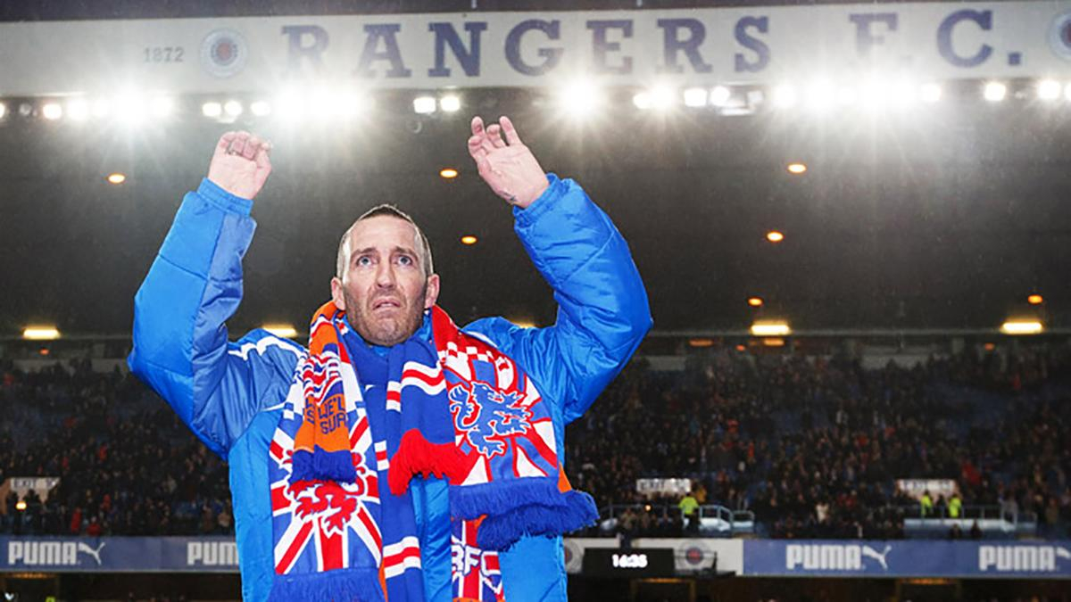 Матч Лиги Европы начнется с минуты молчания в память об умершем футболисте Риксене