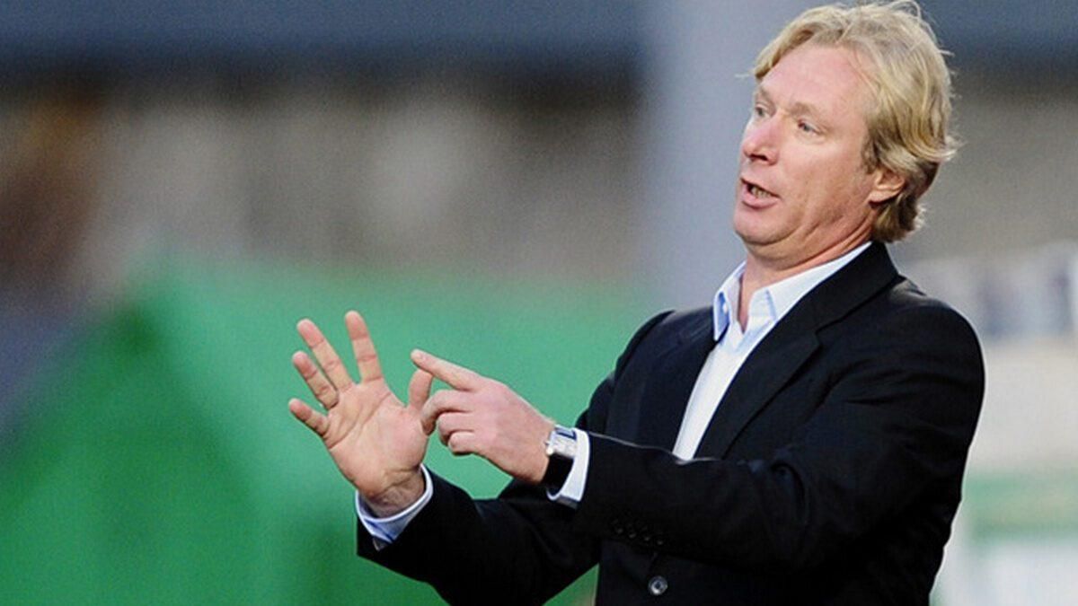 Михайличенко хотів покинути "Динамо" після двох нічиїх Михайличенко хотів покинути "Динамо" після двох нічиїх