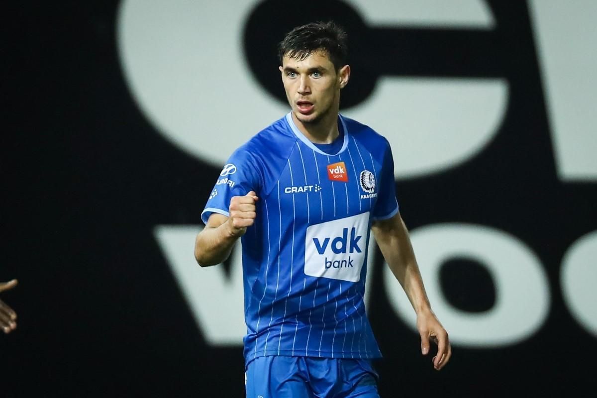 Яремчук оформил дубль за "Гент" и спас команду от поражения: видео Яремчук оформил дубль за "Гент" и спас команду от поражения: видео