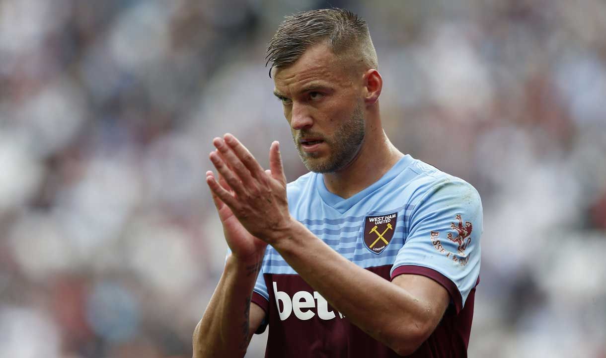 Ярмоленко прокомментировал свой гол в ворота "Манчестер Юнайтед" Ярмоленко прокомментировал свой гол в ворота "Манчестер Юнайтед"