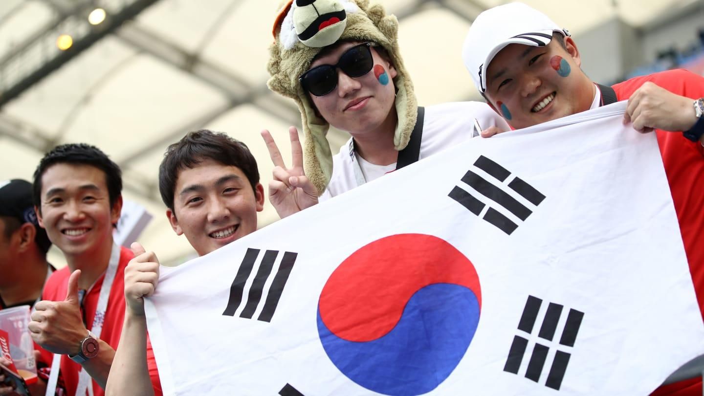 Південна Корея хоче вперше в історії відправити уболівальників на матч з КНДР в Пхеньян
