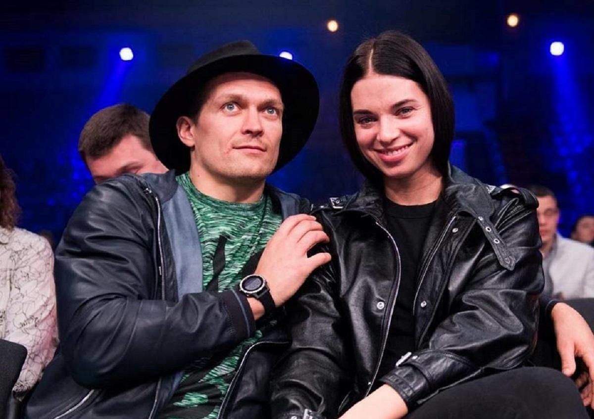 Усик трогательными фото и стихом поздравил жену с годовщиной свадьбы Усик трогательными фото и стихом поздравил жену с годовщиной свадьбы