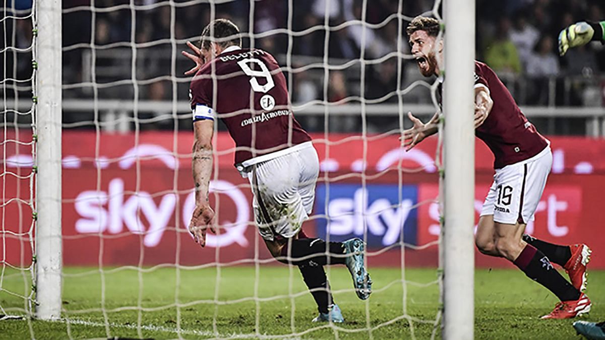 "Милан" уступил "Торино", пропустив гол ударом через себя: видео