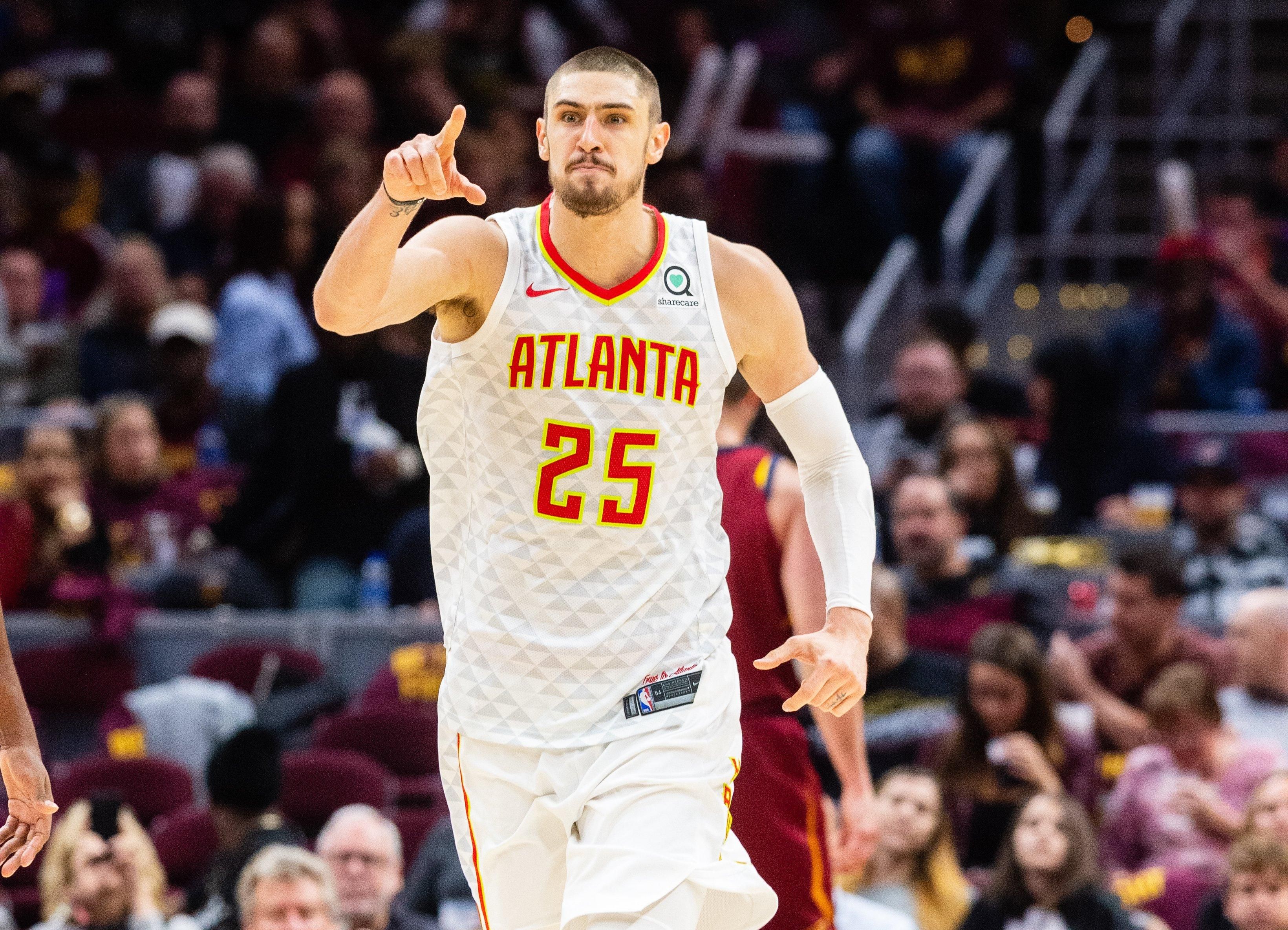 Украинец в НБА получил травму и выбыл на неопределенный срок Украинец в НБА получил травму и выбыл на неопределенный срок