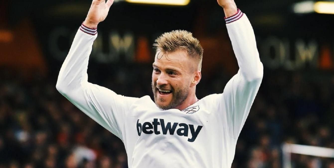 Ярмоленко – особливий: головний тренер "Вест Хема" в захваті від гри українця в АПЛ Ярмоленко – особливий: головний тренер "Вест Хема" в захваті від гри українця в АПЛ