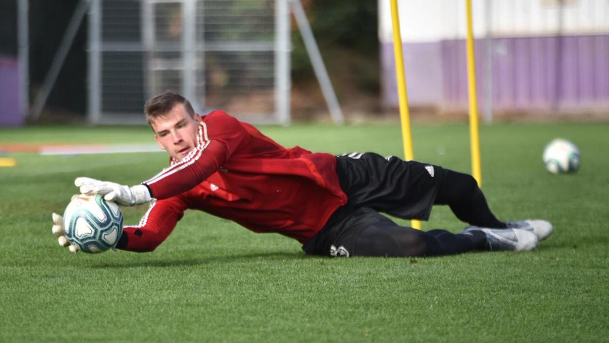 Лунин попал в символическую сборную чемпионата Испании