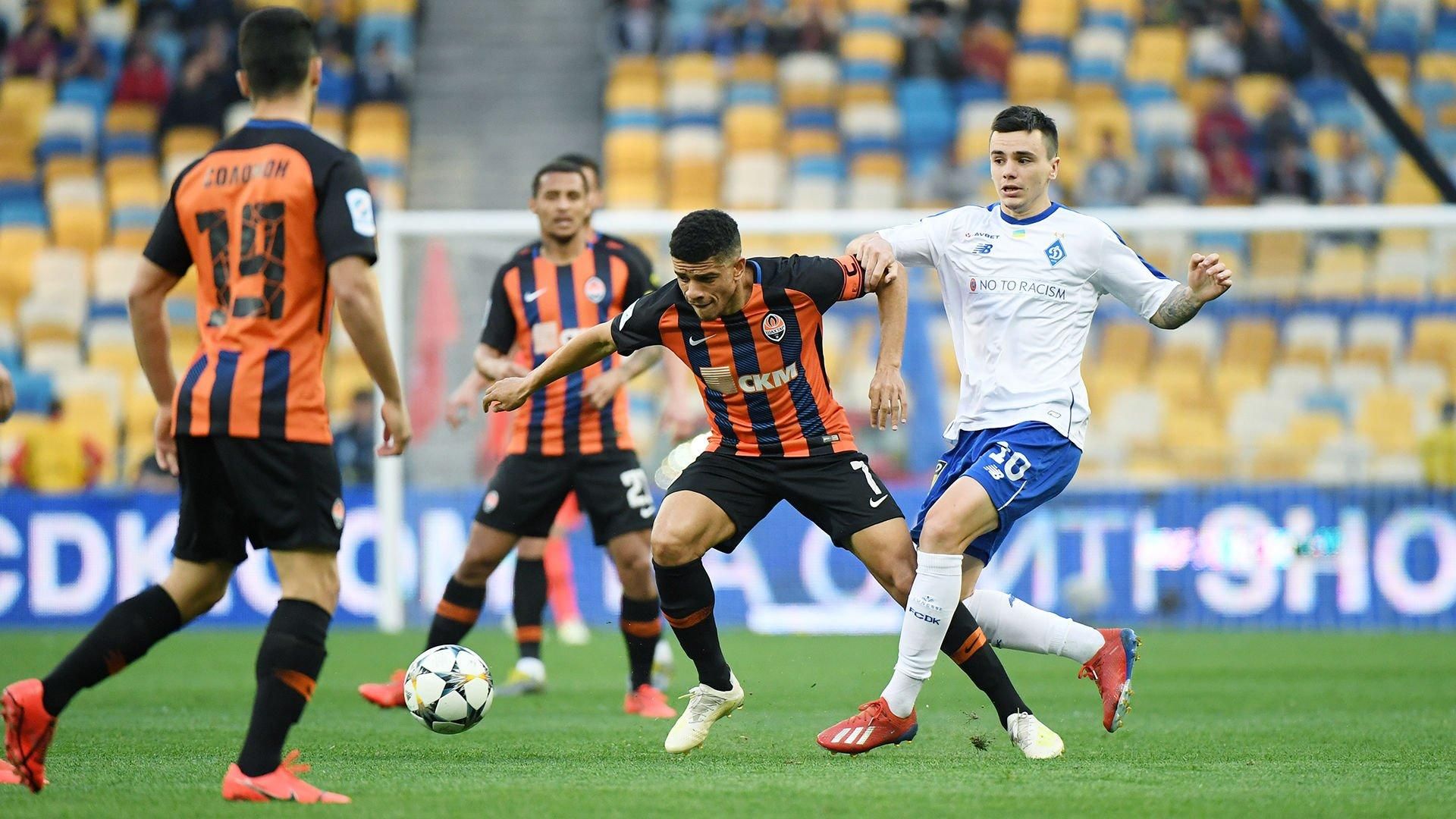 "Динамо" и "Шахтер" входят в топ-25 клубного рейтинга УЕФА "Динамо" и "Шахтер" входят в топ-25 клубного рейтинга УЕФА