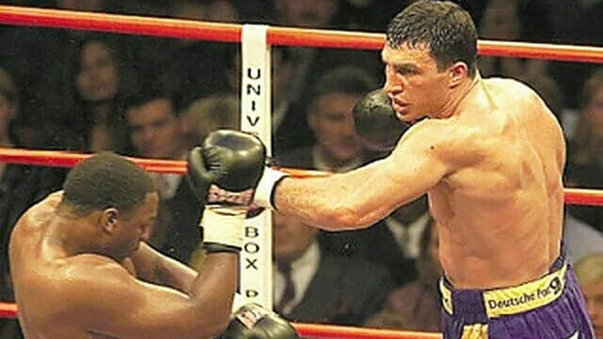 Кличко – Берд: месть за брата и дебютный чемпионский пояс WBO (ретро-видео) Кличко – Берд: месть за брата и дебютный чемпионский пояс WBO (ретро-видео)