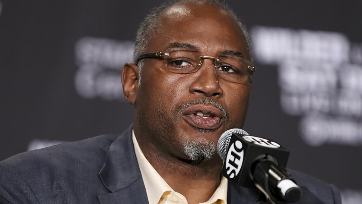 Не думаю, что Уизерспун стал настоящим тестом: легендарный Льюис оценил дебют Усика Не думаю, что Уизерспун стал настоящим тестом: легендарный Льюис оценил дебют Усика