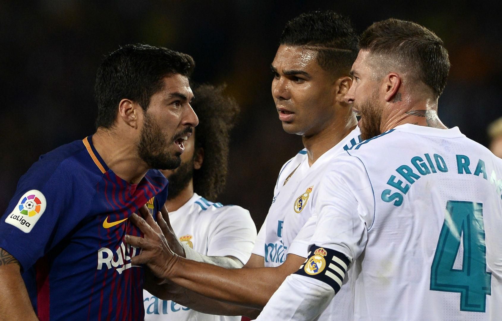 Матч "Барселона" – "Реал" перенесуть через протести в Каталонії: дві ймовірні дати гри Матч "Барселона" – "Реал" перенесуть через протести в Каталонії: дві ймовірні дати гри