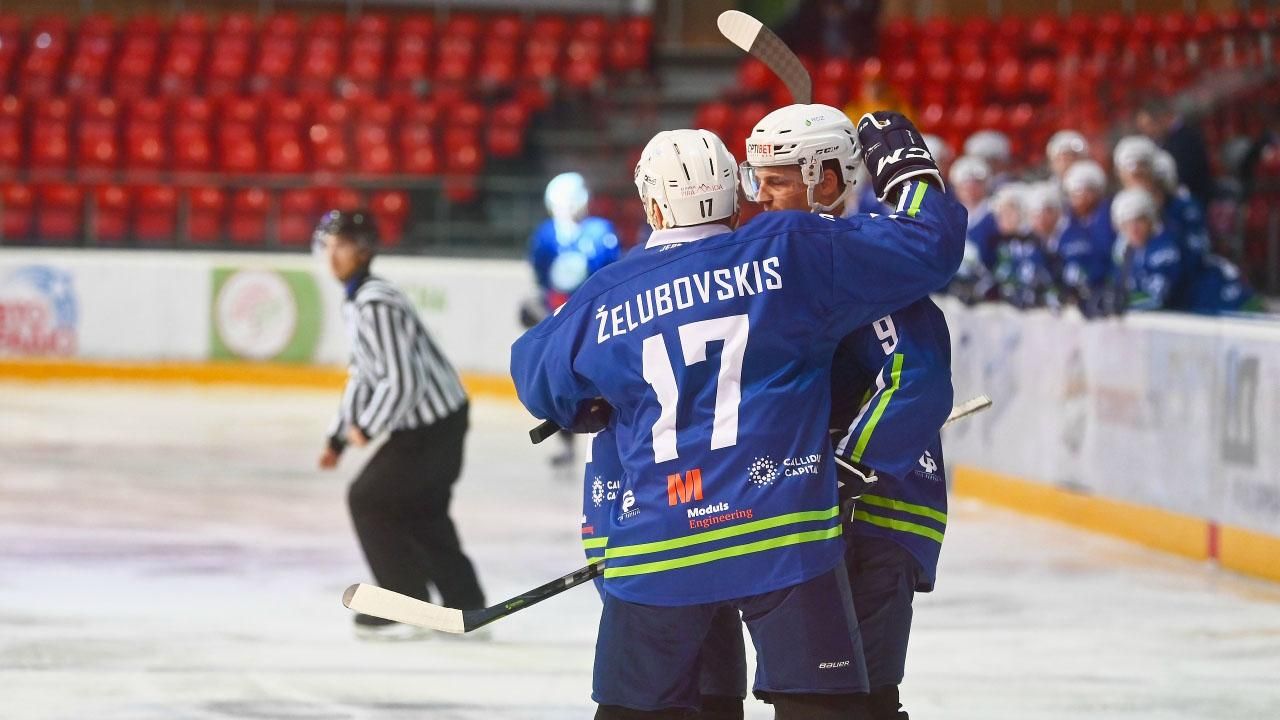 "Донбас" розтрощив "Корону" та виграв другий поспіль матч на Континентальному кубку "Донбас" розтрощив "Корону" та виграв другий поспіль матч на Континентальному кубку