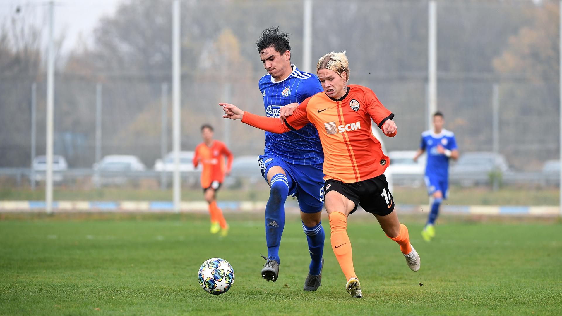 "Шахтар" у меншості зіграв внічию з "Динамо" в юнацькій Лізі чемпіонів: відео "Шахтар" у меншості зіграв внічию з "Динамо" в юнацькій Лізі чемпіонів: відео