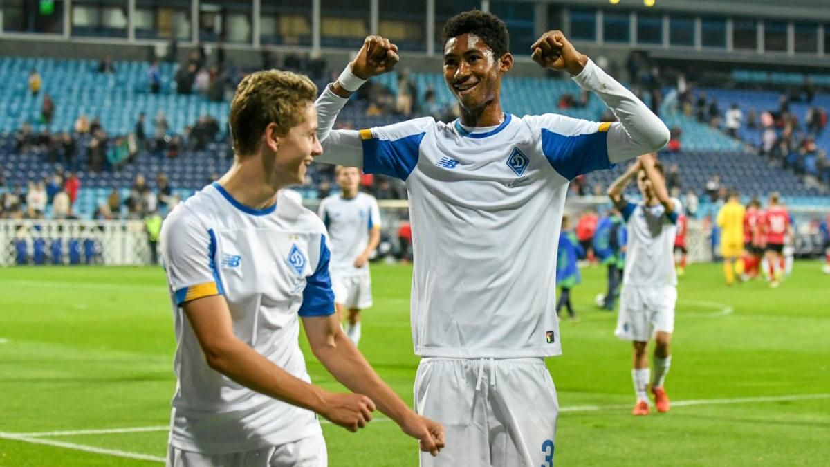 "Динамо" вийшло в наступний раунд Юнацької ліги УЄФА, здолавши "Шкендію": відео "Динамо" вийшло в наступний раунд Юнацької ліги УЄФА, здолавши "Шкендію": відео