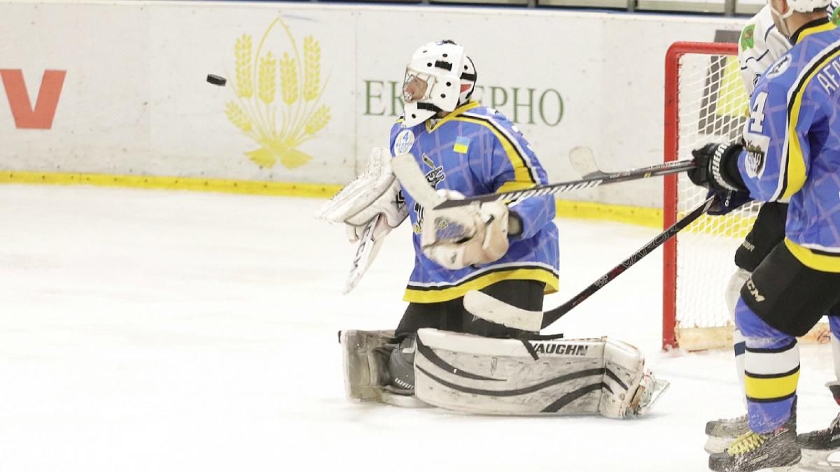 "Дніпро" розтрощив "Крижаних Вовків" у чемпіонаті України: відео "Дніпро" розтрощив "Крижаних Вовків" у чемпіонаті України: відео